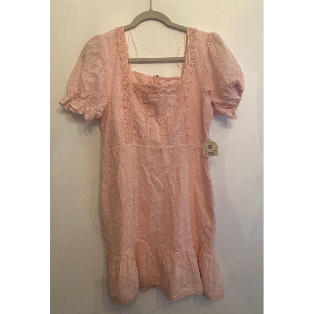 NWT Altr'd State Pink Eyelet Dress Size Medium‎  R$84.95